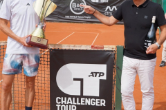 19e6c038-21f2-40c7-8de0-c0b0efd7d7c6